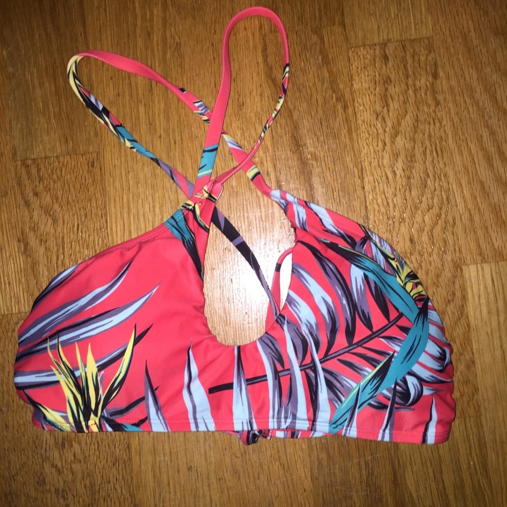 MAE criss cross bikini
